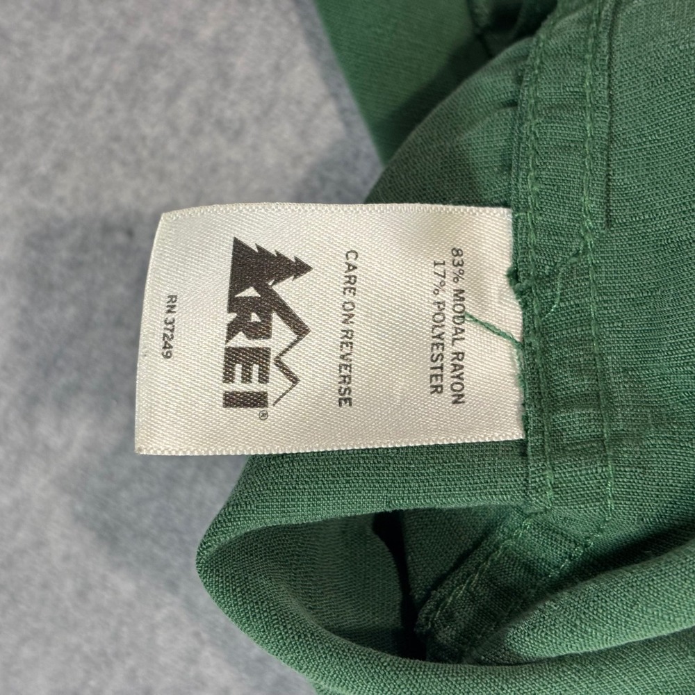 REI Mens XXL Green Short Sleeve Button Down Camp Shirt Modal Rayon Blend Logo - Picture 7 of 9